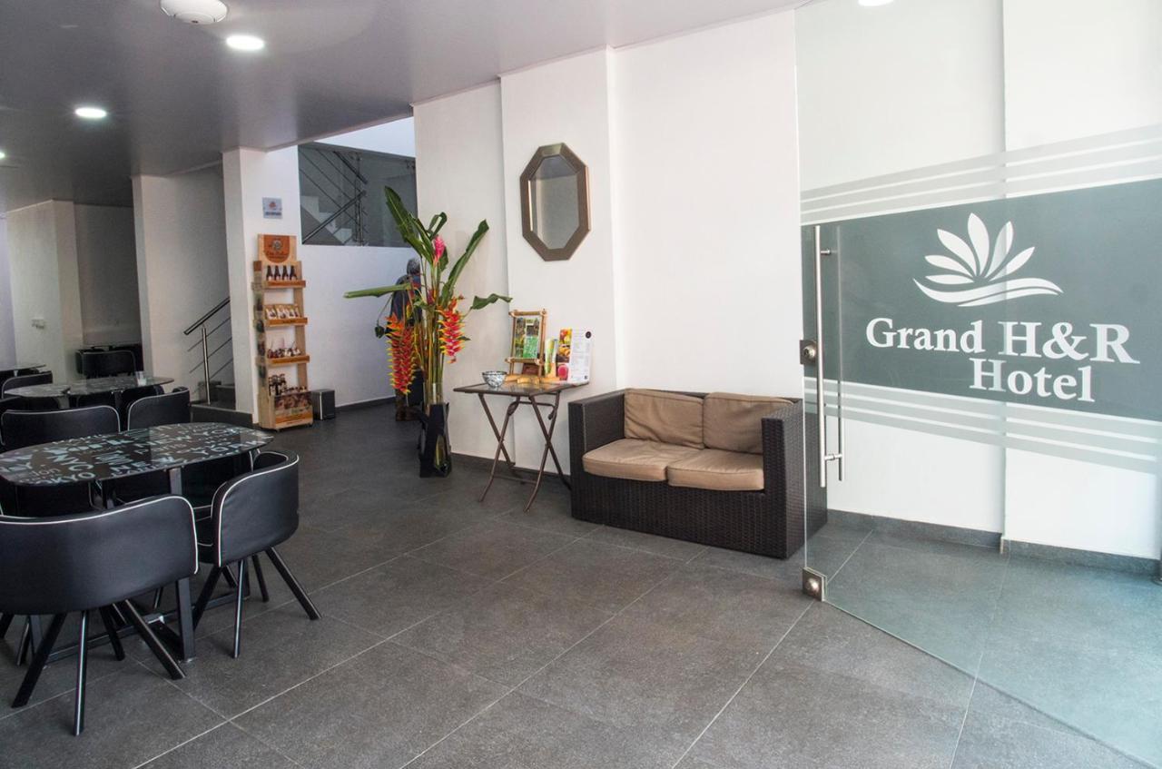 Hotel Grand H&R บีเยตา ภายนอก รูปภาพ