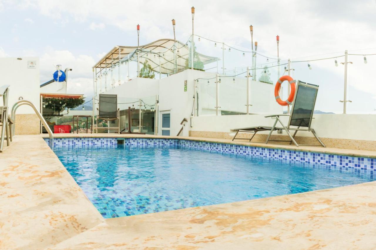 Hotel Grand H&R บีเยตา ภายนอก รูปภาพ
